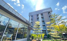 โรงแรมเลอ บิส